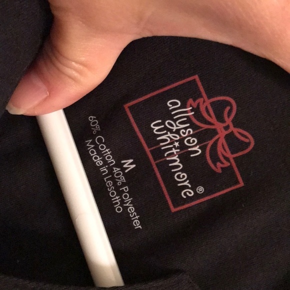 💖Allyson Whitmore Women’s Holiday Top Shirts - Picture 5 of 6